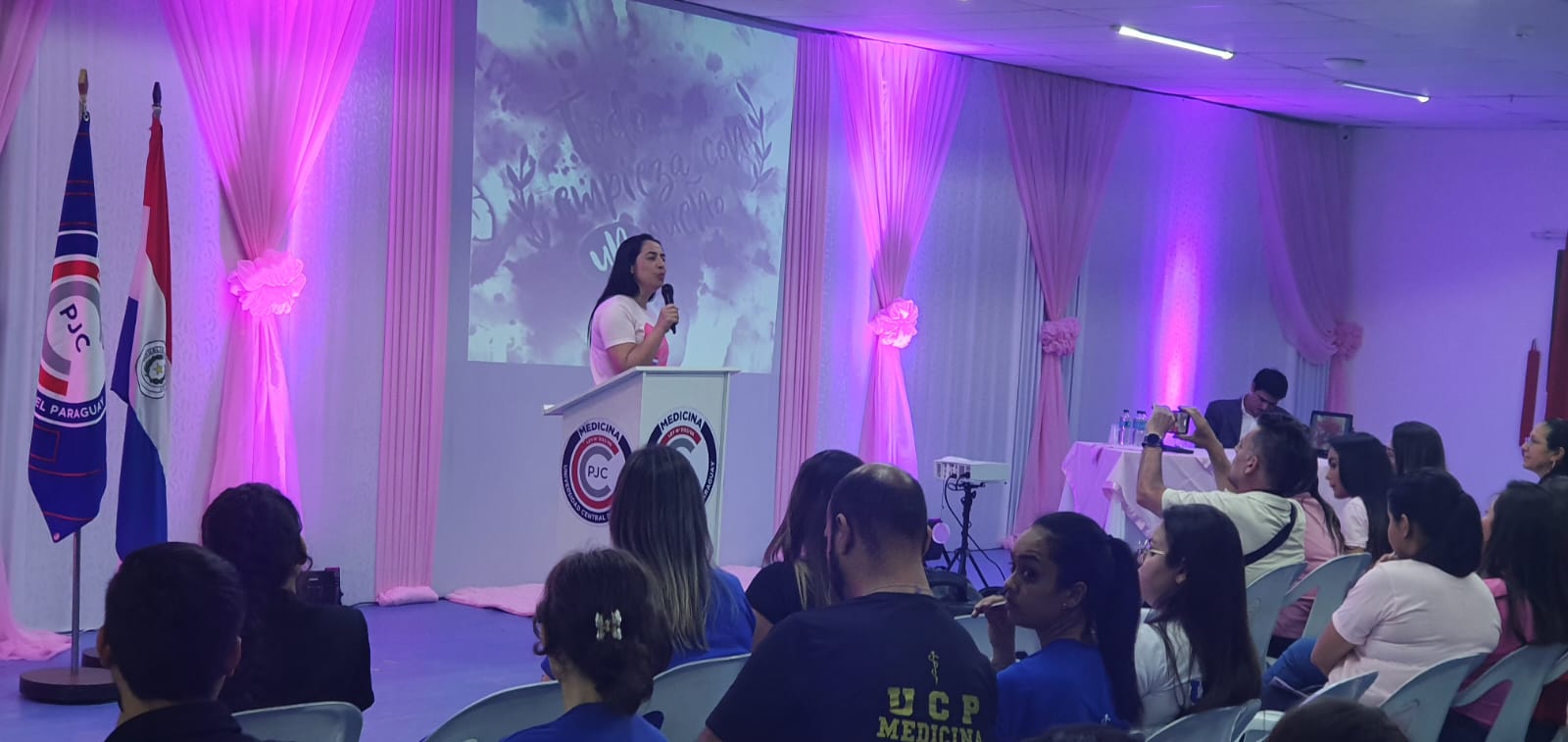 UCP: Charla sobre el cáncer de mama