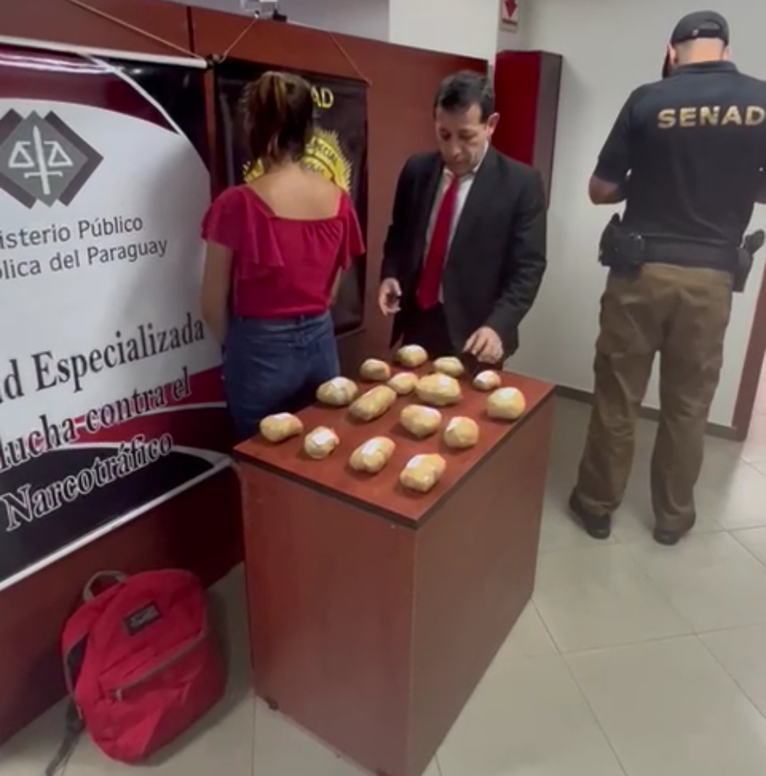 Mujer transportaba paquetes de marihuana tipo "Skunk" en ómnibus