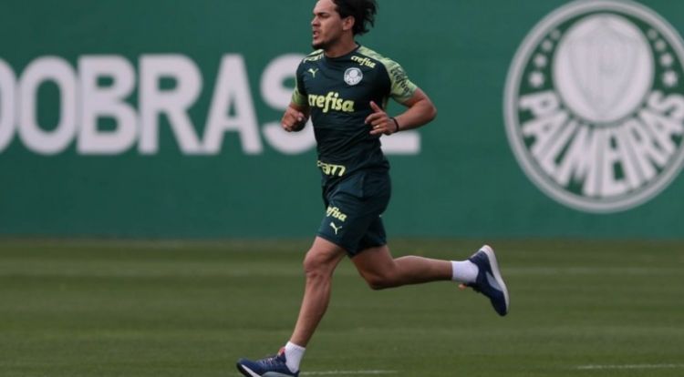 Gustavo Gómez renueva contrato con el Palmeiras