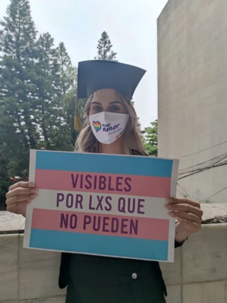 Corte Suprema toma juramento a la primera abogada trans en Paraguay