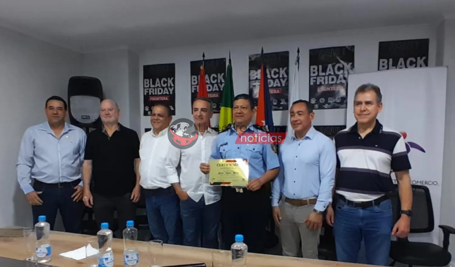 Policía de Amambay recibió reconocimiento por seguridad en el Black Friday Frontera 2025