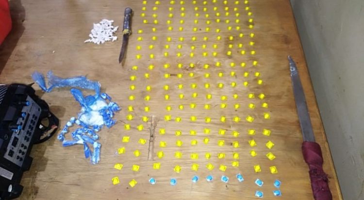 Incautan cocaína, medicamentos y armas blancas en el penal de Concepción