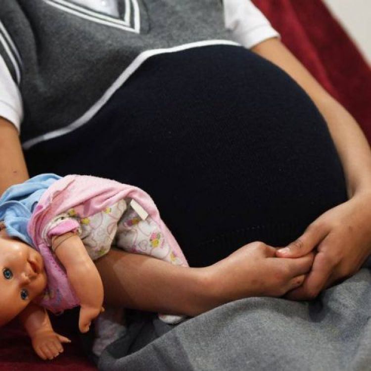 Embarazo en menores: 233 casos en niñas de 10 a 14 años y 6250 en adolescentes de 15 a 19 años en lo que va del año