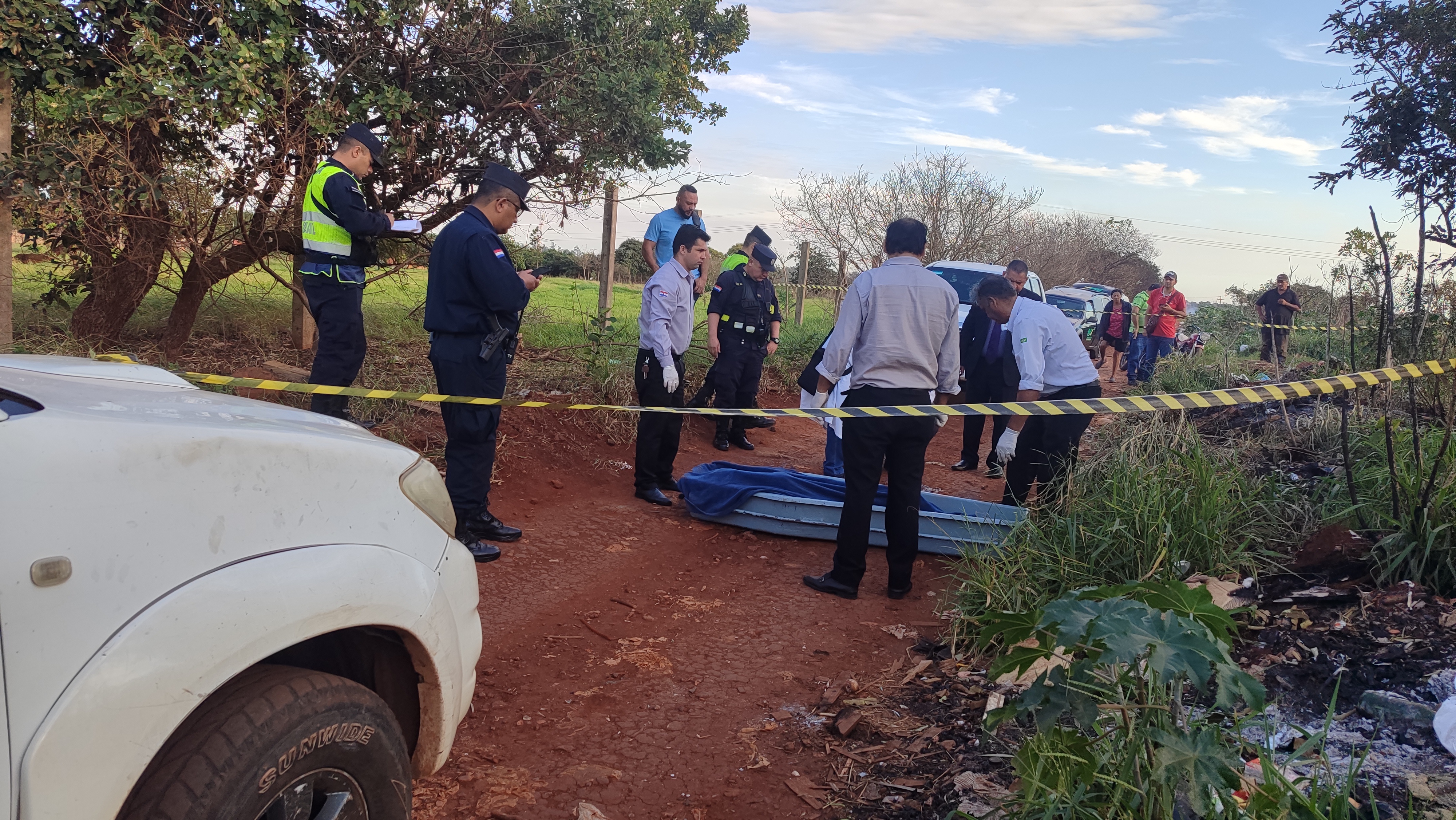 Hallan cadáver en un baldío en Pedro Juan Caballero