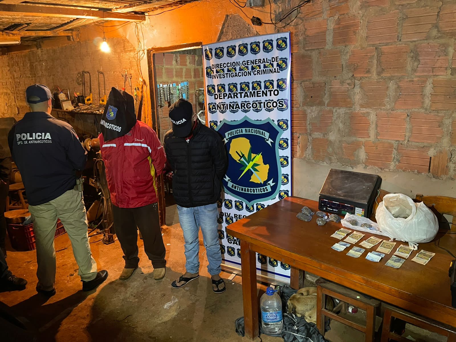 PJC: Otros presuntos microtraficantes sorprendidos por Antinarcóticos de la Policía.