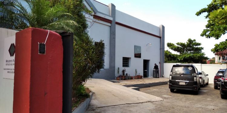 Realizan autopsia a mujer a quien le amputaron las dos piernas y que falleció en el IPS
