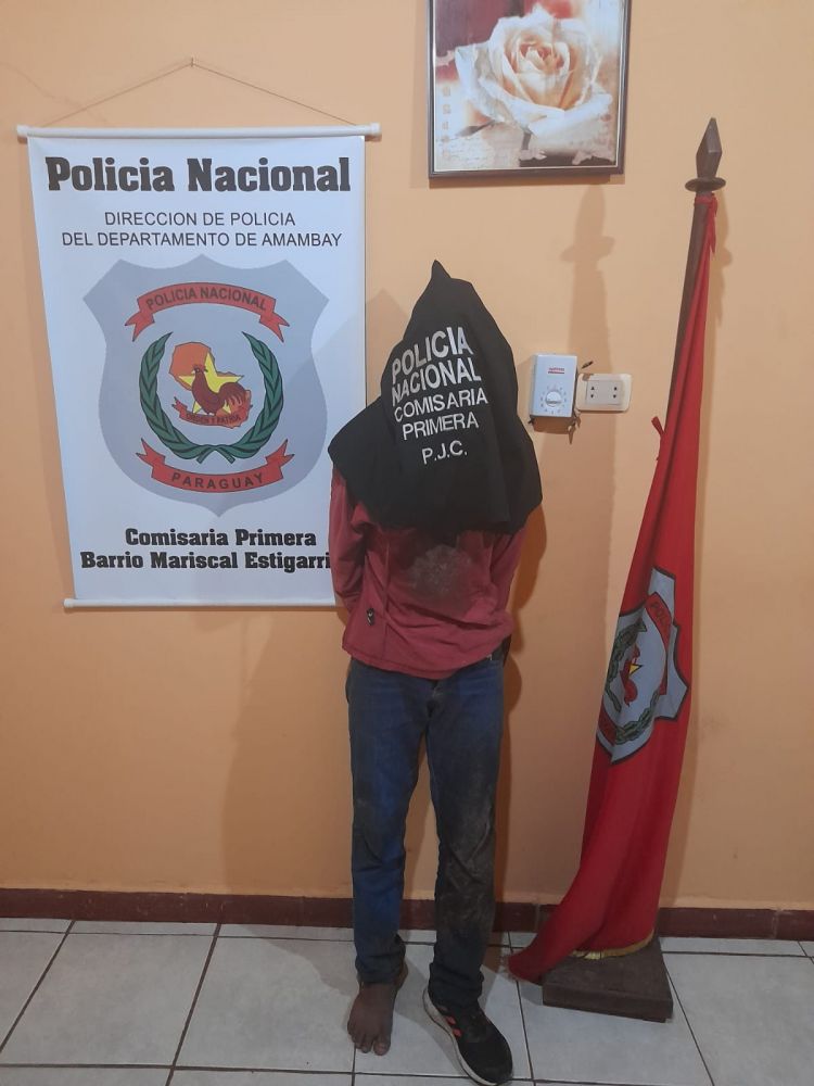 Detienen a sujeto en flagrancia por hurto agravado.