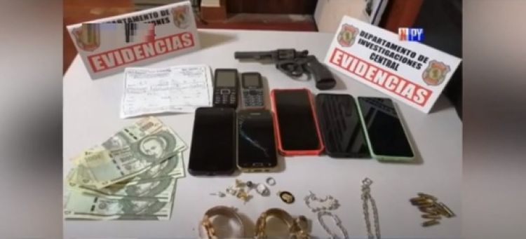 Roban joyas valuadas en G. 800 millones de una casa