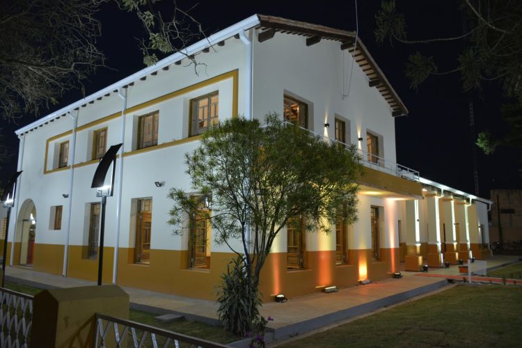 Inauguración del Centro Cultural "Intendente Carlos Domínguez", antiguo palacete municipal.