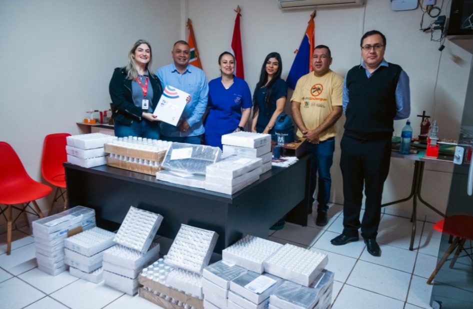 UCP realiza donación de medicamentos a Zanja Pytã