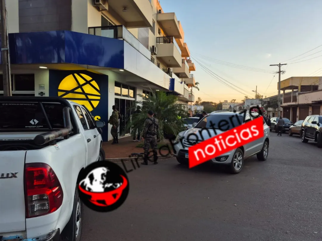 Intento de asalto a una inmobiliaria en Pedro Juan Caballero deja tres detenidos y armas incautadas