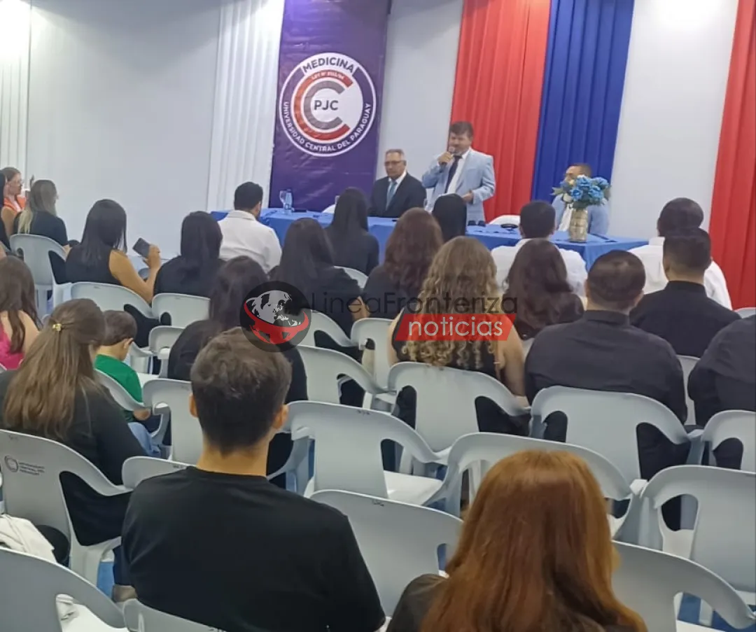 Estudiantes de la UCP presentan sus trabajos finales