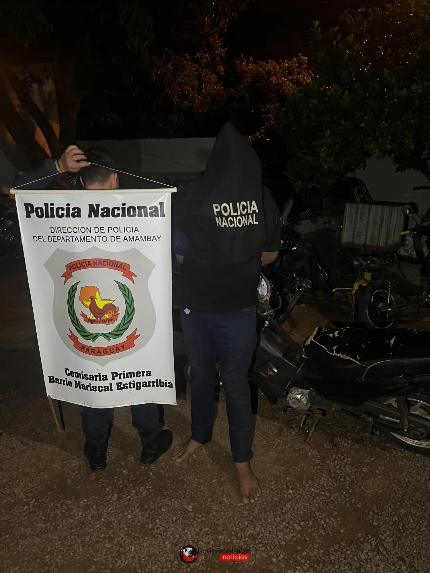 APREHENDIDO TRAS SER SORPRENDIDO PRESUNTAMENTE DENTRO DE UN COMERCIO